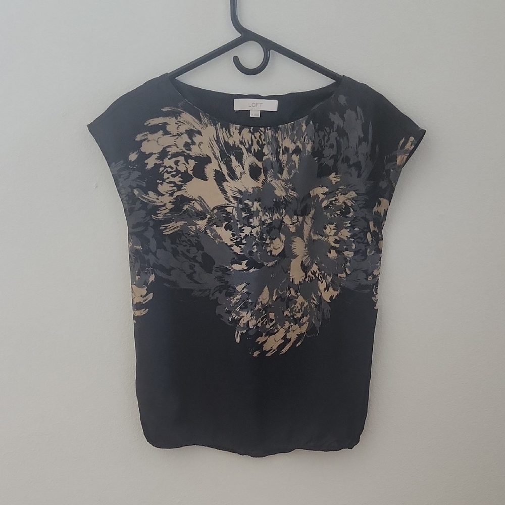 LOFT Black and Tan Patterned Blouse